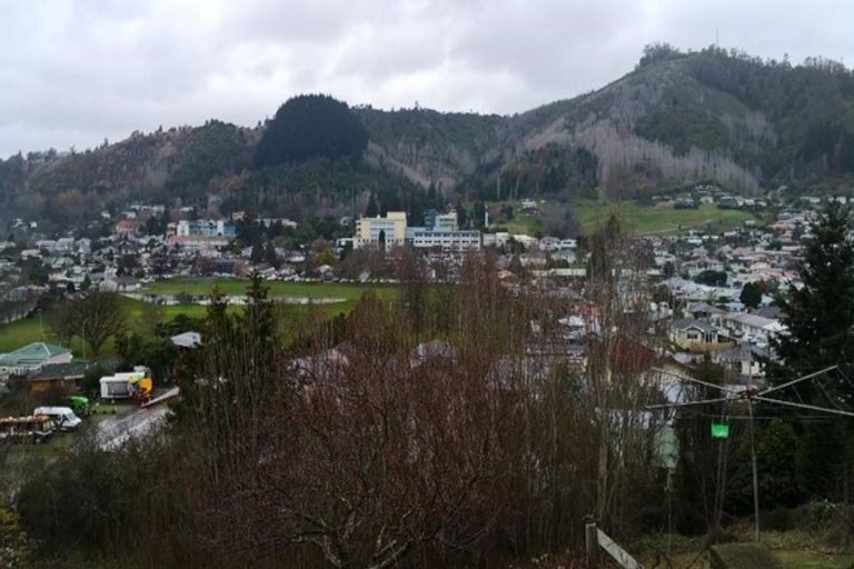 Photo of property in 223 Saint Vincent Street, Toi Toi, Nelson, 7010