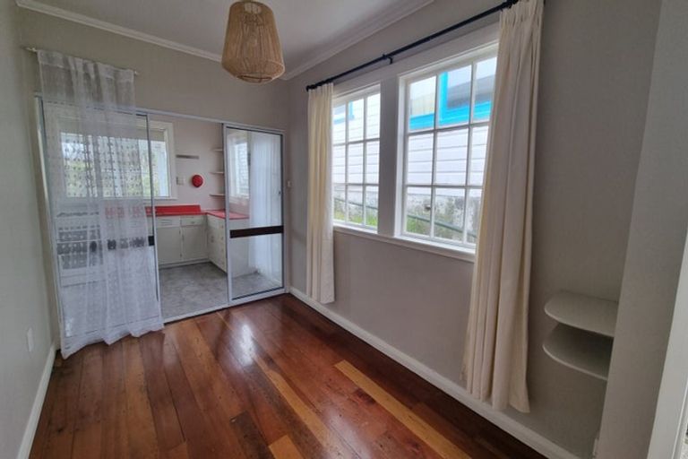 Photo of property in 5 Dawson Street, Berhampore, Wellington, 6023