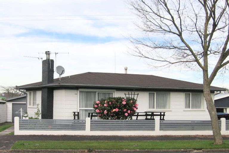 Photo of property in 221 Sandwich Road, St Andrews, Hamilton, 3200