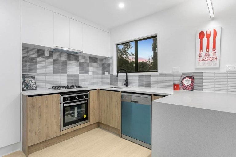 Photo of property in 1/34 Fordham Street, Beach Haven, Auckland, 0626