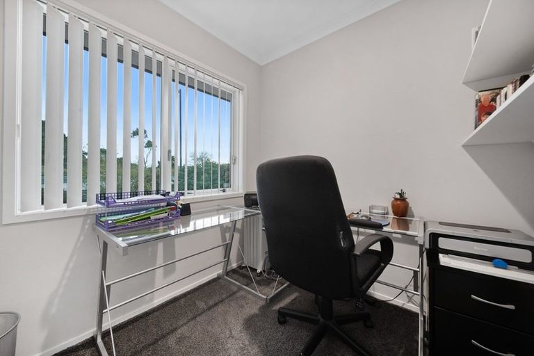 Photo of property in 30 Helenslee Road, Pokeno, 2402