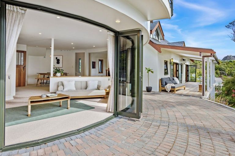 Photo of property in 16 James Clendon Place, Okiato, Russell, 0272