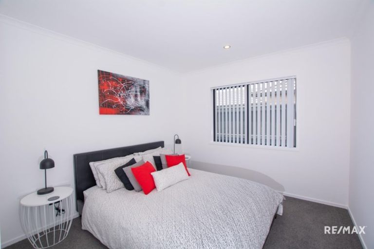 Photo of property in 18 Naeo Close, Papamoa Beach, Papamoa, 3118