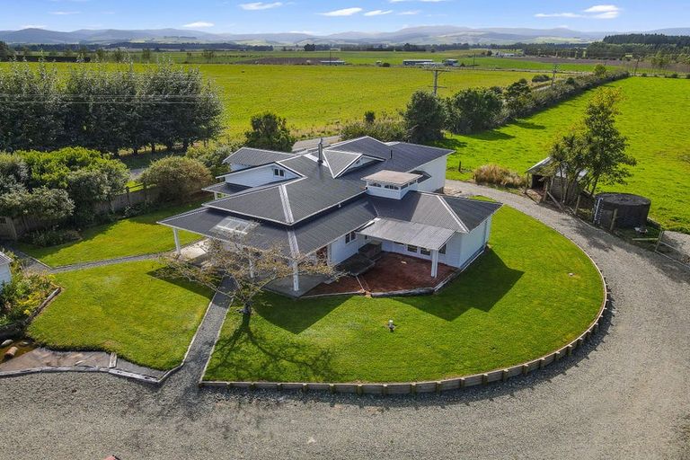 Photo of property in 25 Brown Road, Browns, Winton, 9782