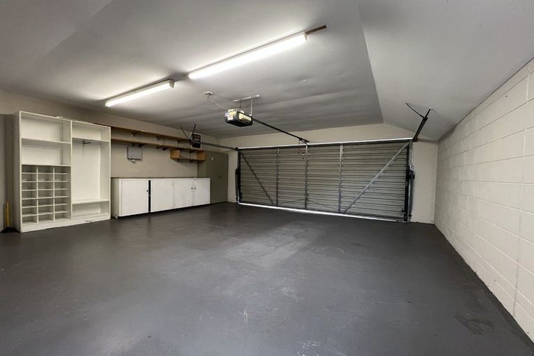 Photo of property in 6 Waddell Lane, Avondale, Christchurch, 8061