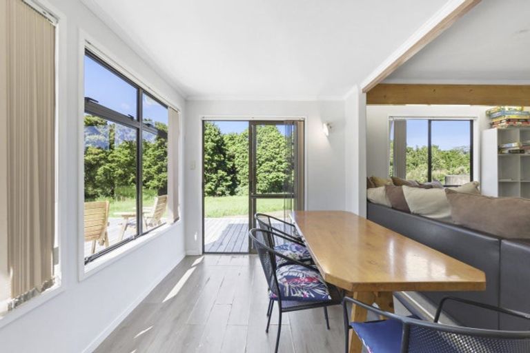 Photo of property in 813 Whangaripo Valley Road, Whangaripo, Wellsford, 0972