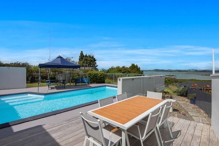 Photo of property in 78 West View Crescent, Onerahi, Whangarei, 0110