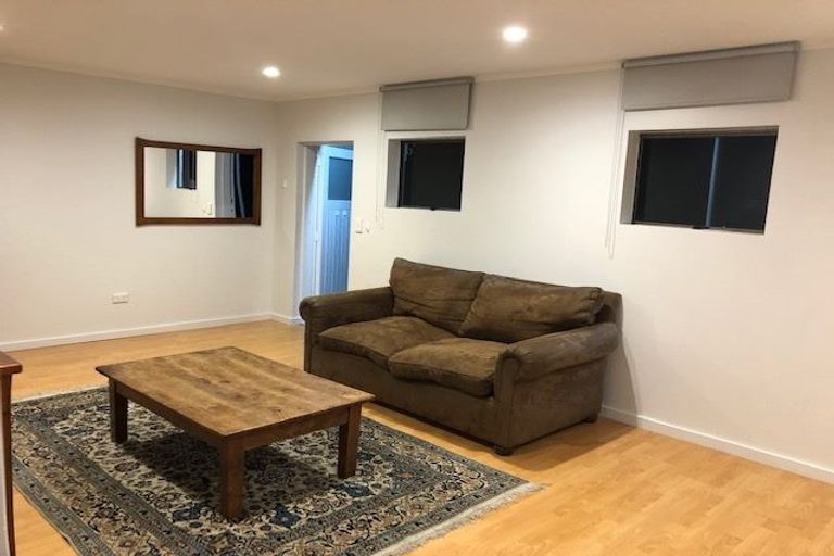 Photo of property in 7a Oban Road, Browns Bay, Auckland, 0630