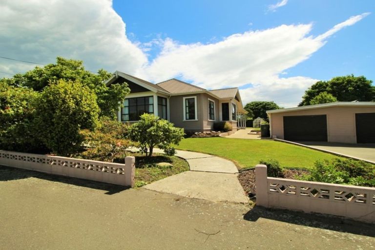 Photo of property in 48 Wharfe Street, South Hill, Oamaru, 9400