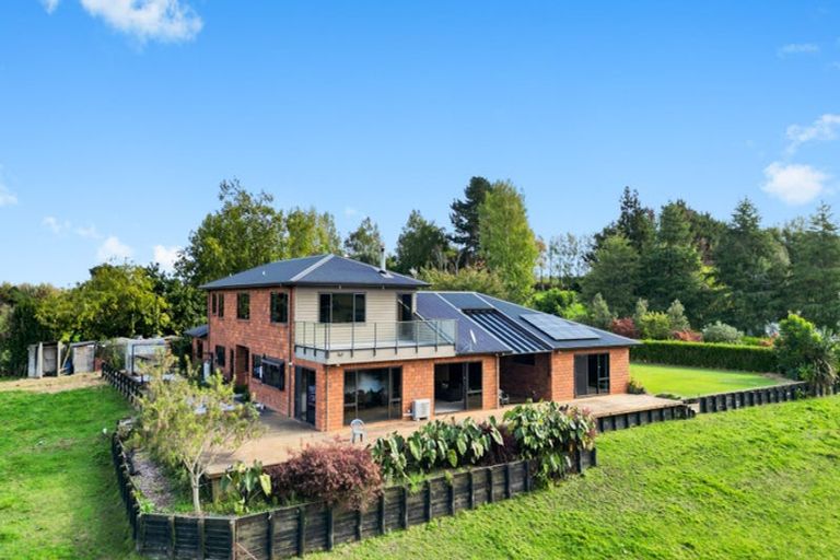 Photo of property in 205 Osborne Road, Horsham Downs, Hamilton, 3281