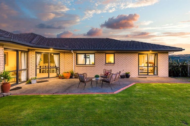 Photo of property in 48 Kahurangi Heights, Aotea, Porirua, 5024