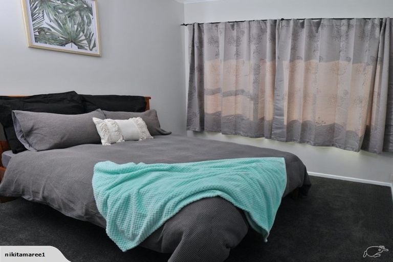 Photo of property in 3 Duke Avenue, Pukekohe, 2120