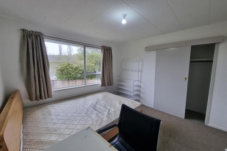 Photo of property in 156 Lynn Road, Bayview, Auckland, 0629