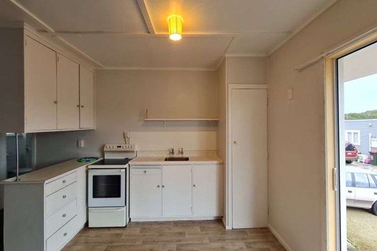 Photo of property in 60 Seafront Road, Castlecliff, Whanganui, 4501