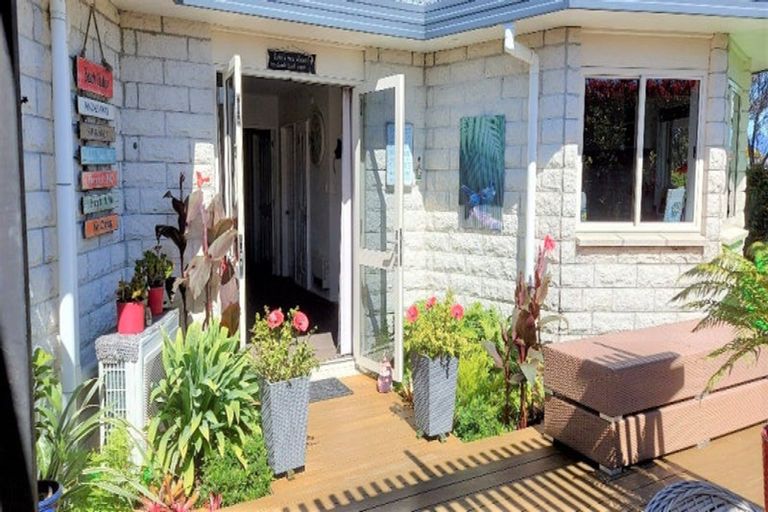 Photo of property in 19 Springbok Avenue, Whitianga, 3510