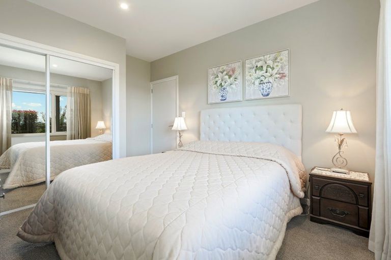 Photo of property in 5 Edgecumbe Road, Tauranga, 3110