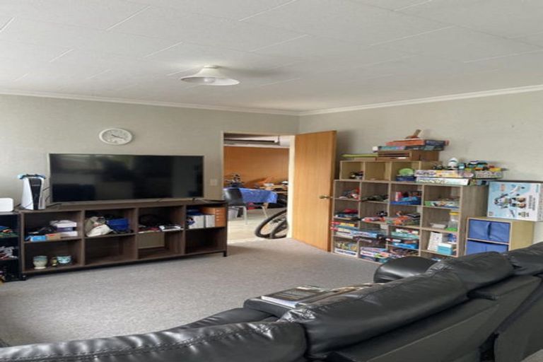 Photo of property in 2 Cassia Place, Bell Block, New Plymouth, 4312