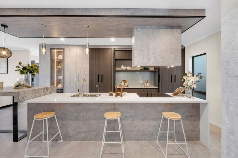 Photo of property in 26 Hikuawa Road, Flat Bush, Auckland, 2019