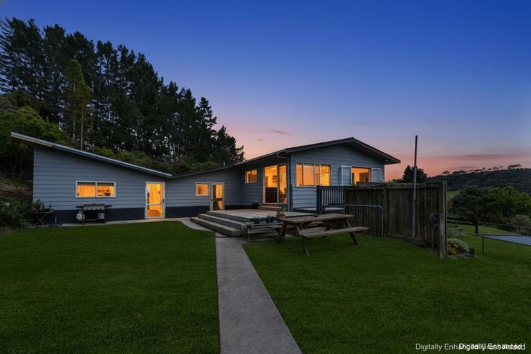 Photo of property in 661 Waihue Road, Parore, Dargaville, 0372