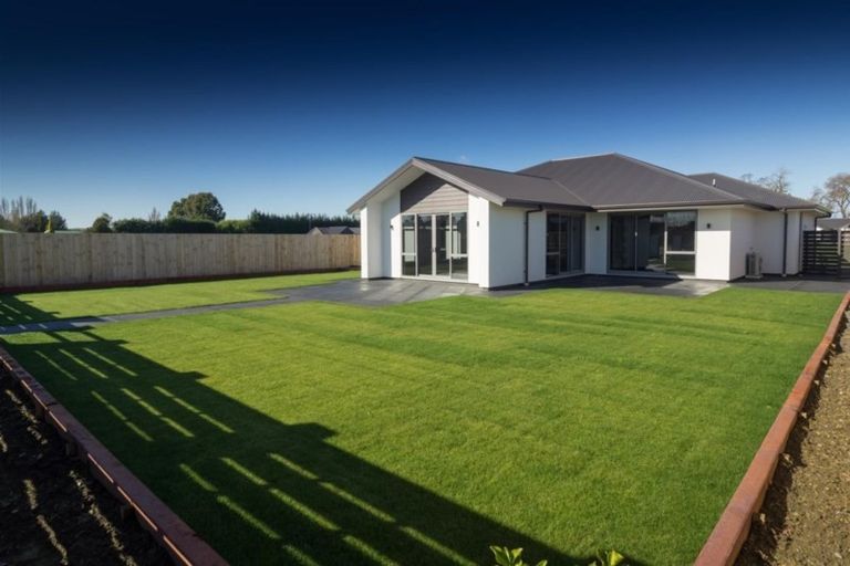 Photo of property in 6 Kelburn Place, Tinwald, Ashburton, 7700