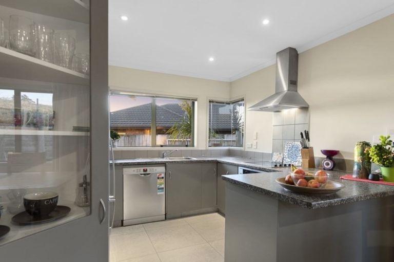 Photo of property in 8 Mynah Place, Welcome Bay, Tauranga, 3112