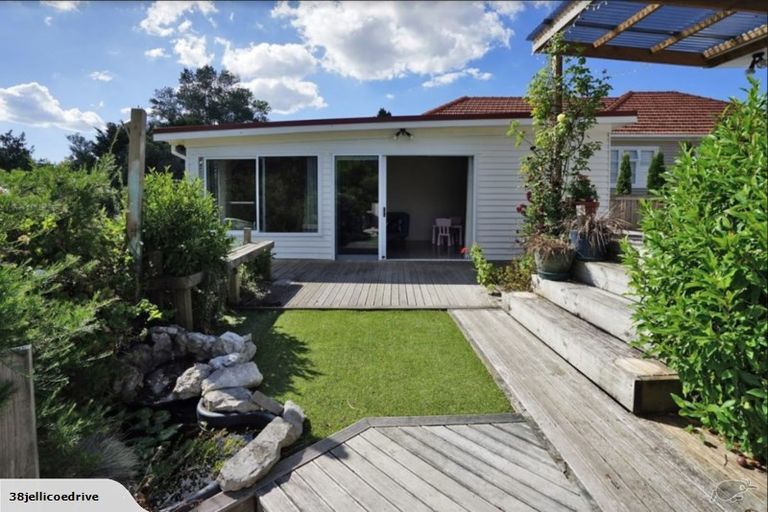 Photo of property in 38 Jellicoe Drive, Hamilton East, Hamilton, 3216