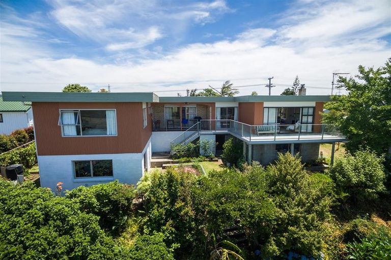 Photo of property in 160 Marsden Point Road, Ruakaka, 0116