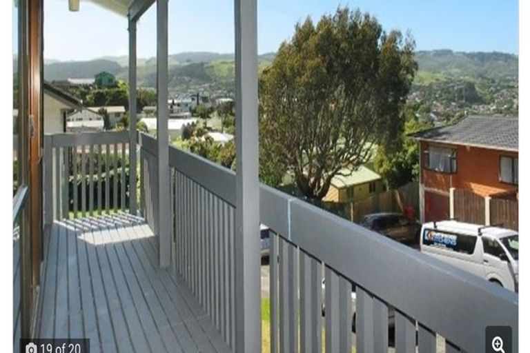 Photo of property in 20 Forglen Place, Tawa, Wellington, 5028