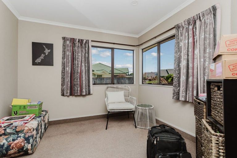 Photo of property in 10 Victoria Avenue, Dannevirke, 4930