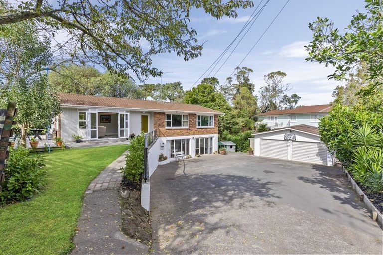 Photo of property in 31a Cockle Bay Road, Cockle Bay, Auckland, 2014