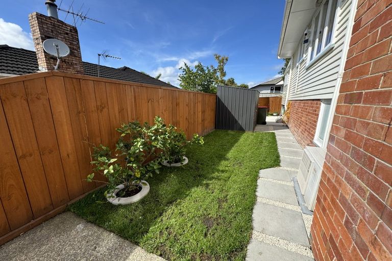 Photo of property in 25 Jaemont Avenue, Te Atatu South, Auckland, 0610