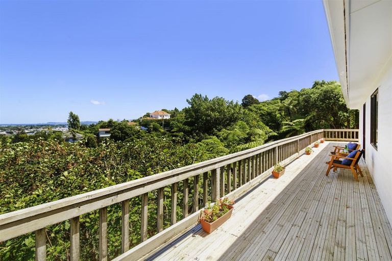 Photo of property in 12a Park Road, Belmont, Lower Hutt, 5010