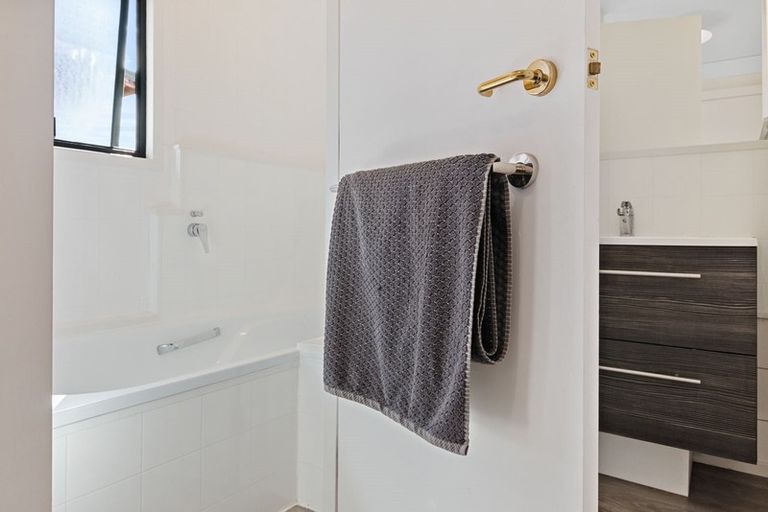 Photo of property in 200 Vista Paku, Pauanui, Hikuai, 3579