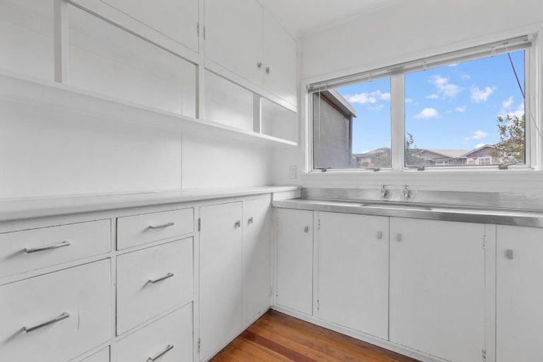 Photo of property in 1/184 Powderham Street, New Plymouth, 4310