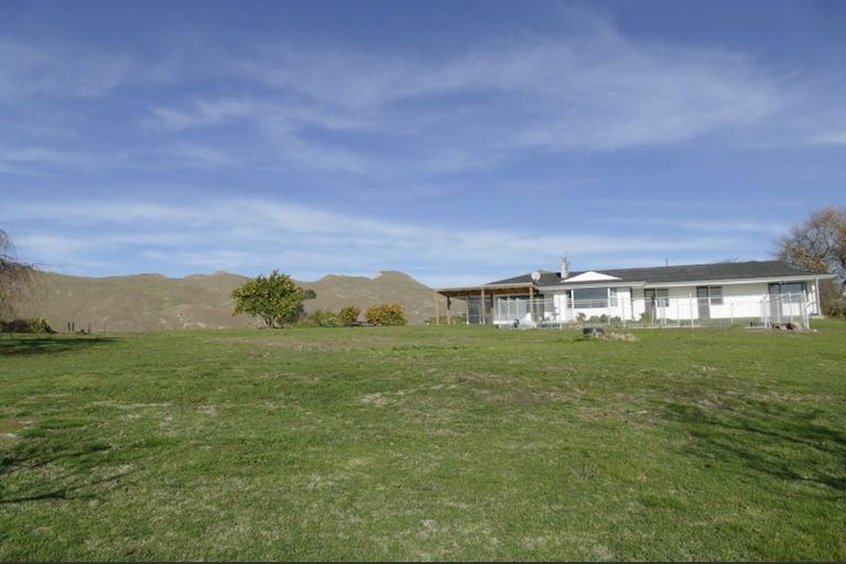 Photo of property in 225 Durham Drive, Havelock North, 4130