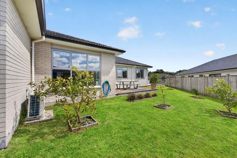Photo of property in 41 Pukemarino Road, Waimauku, 0812