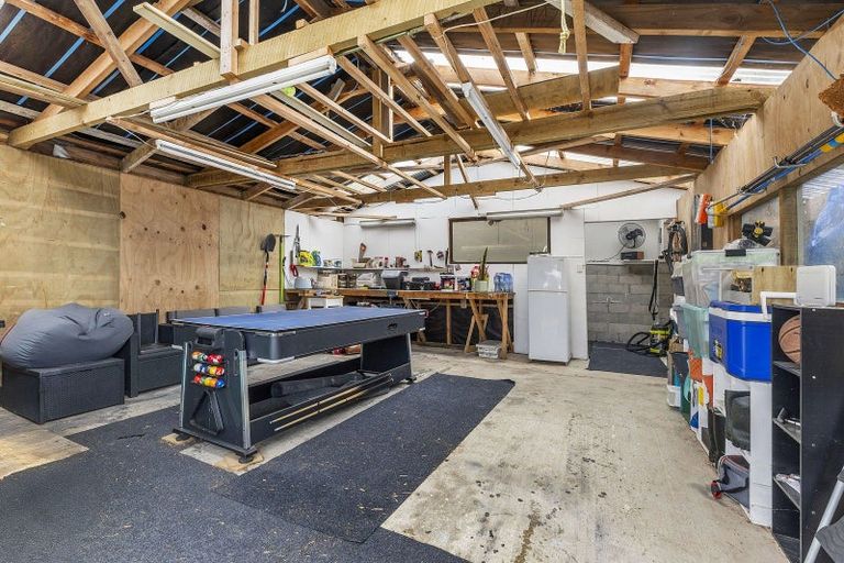 Photo of property in 244 Mitchell Street, Brooklyn, Wellington, 6021