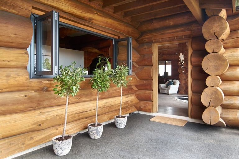 Photo of property in 5 Lapwing Lane, Mount Pleasant, Christchurch, 8081