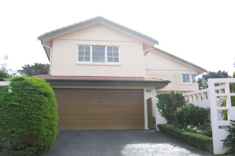 Photo of property in 78 Beacon Hill Road, Strathmore Park, Wellington, 6022