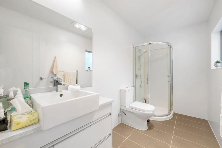 Photo of property in 9 Rohi Place, Flat Bush, Auckland, 2019