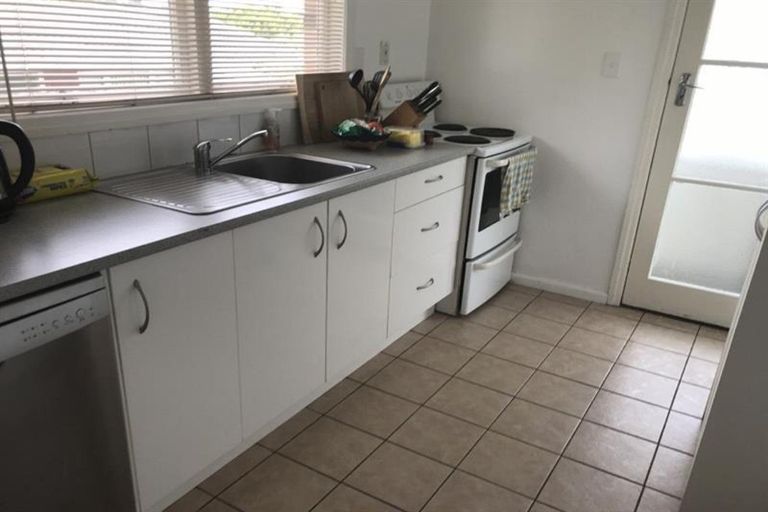 Photo of property in 3/1 Crossfield Road, Glendowie, Auckland, 1071