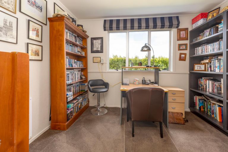 Photo of property in 1402 Glenbrook Road, Glenbrook, Waiuku, 2681