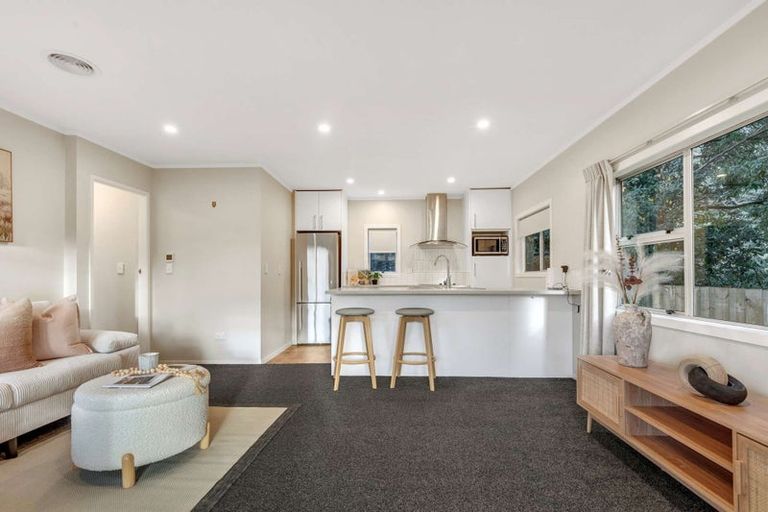 Photo of property in 27 Awatea Terrace, Lynmore, Rotorua, 3010