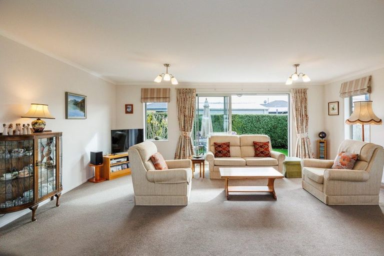 Photo of property in 128a Warwick Street, Feilding, 4702