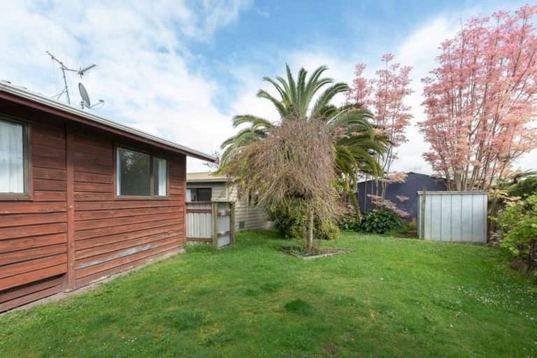 Photo of property in 42 Garland Drive, St Andrews, Hamilton, 3200