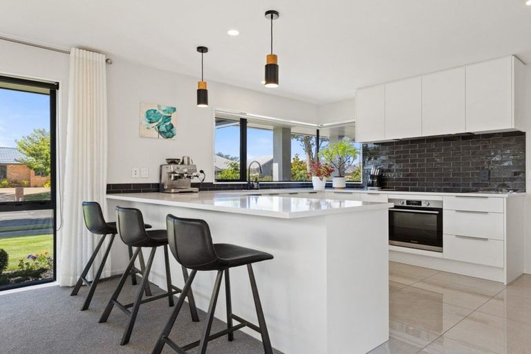 Photo of property in 35 Mounter Avenue, Northwood, Christchurch, 8051