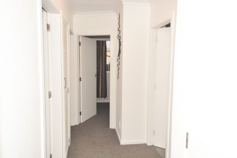 Photo of property in 5 Argyle Street, Kew, Invercargill, 9812