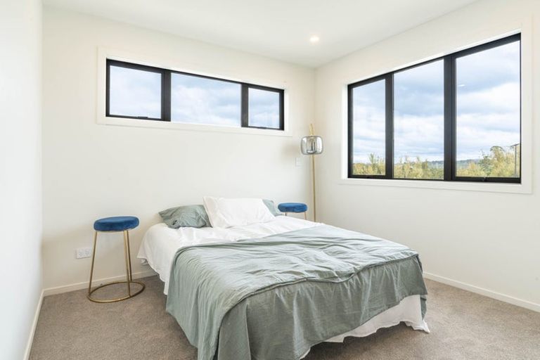 Photo of property in 1 Whiteywood Street, Westgate, 0814