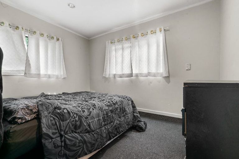 Photo of property in 80 Eugenia Rise, Totara Heights, Auckland, 2105