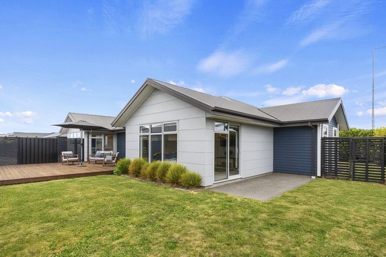Photo of property in 25 Bofors Close, Wigram, Christchurch, 8042